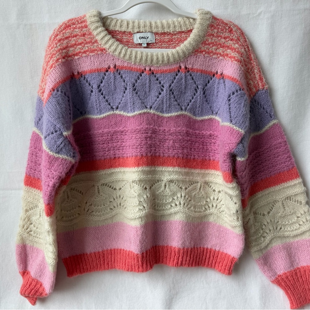 ONLY Life Oink and Purple Striped Supersoft Pullover Crewneck Sweater Size Med